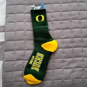 Nwt Oregon ducks men crew socks large